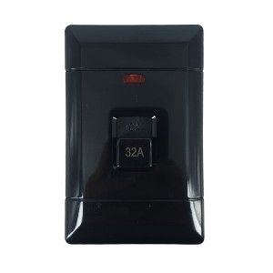 Picture of Isolator NEU 32a 4 x 2 Black